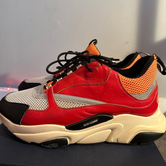 Just don't want then no more got two more pair and I don't wear these ones - Picture 4 of 5